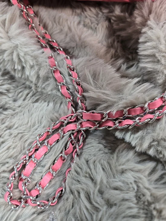 Classic Pink Quilted Double Flap Shoulder Bag - Gold Chain - NEW - Picture 5 of 6